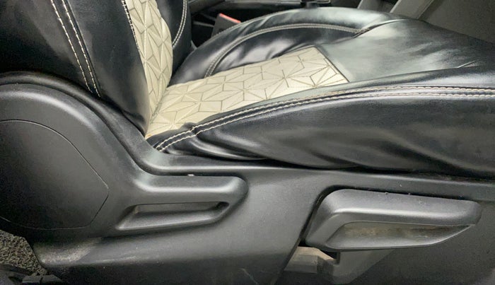 2020 Tata Tiago XZ PLUS PETROL, Petrol, Manual, 61,902 km, Driver Side Adjustment Panel