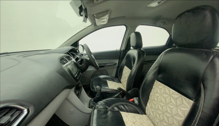 2020 Tata Tiago XZ PLUS PETROL, Petrol, Manual, 61,902 km, Right Side Front Door Cabin