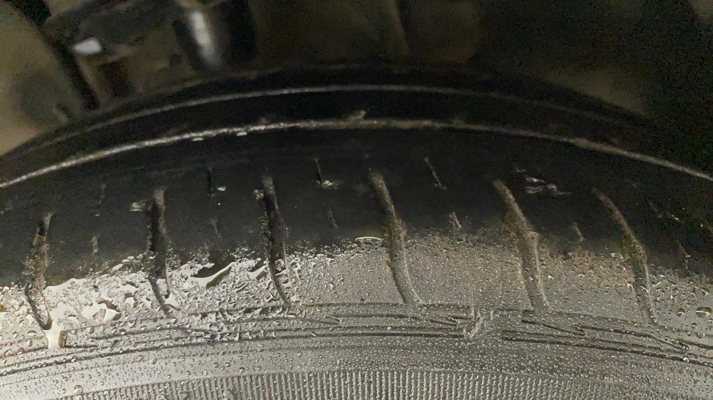 2020 Tata Tiago XZ PLUS PETROL, Petrol, Manual, 61,902 km, Left Front Tyre Tread