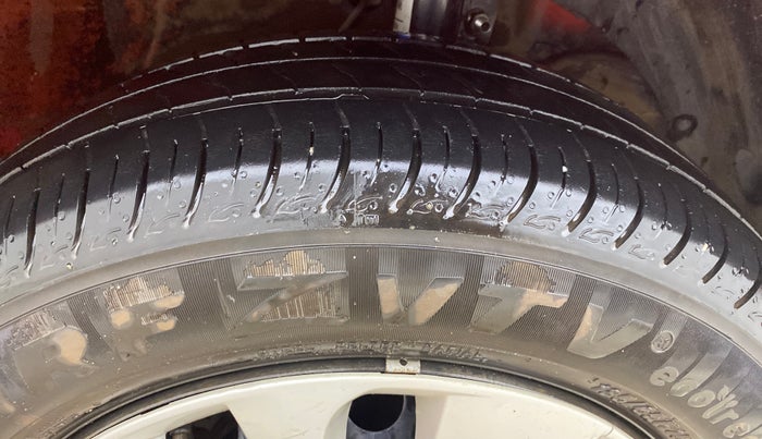 2018 Maruti Baleno DELTA PETROL 1.2, Petrol, Manual, 63,935 km, Right Front Tyre Tread