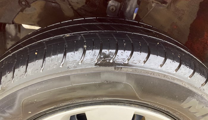 2018 Maruti Baleno DELTA PETROL 1.2, Petrol, Manual, 63,935 km, Left Front Tyre Tread