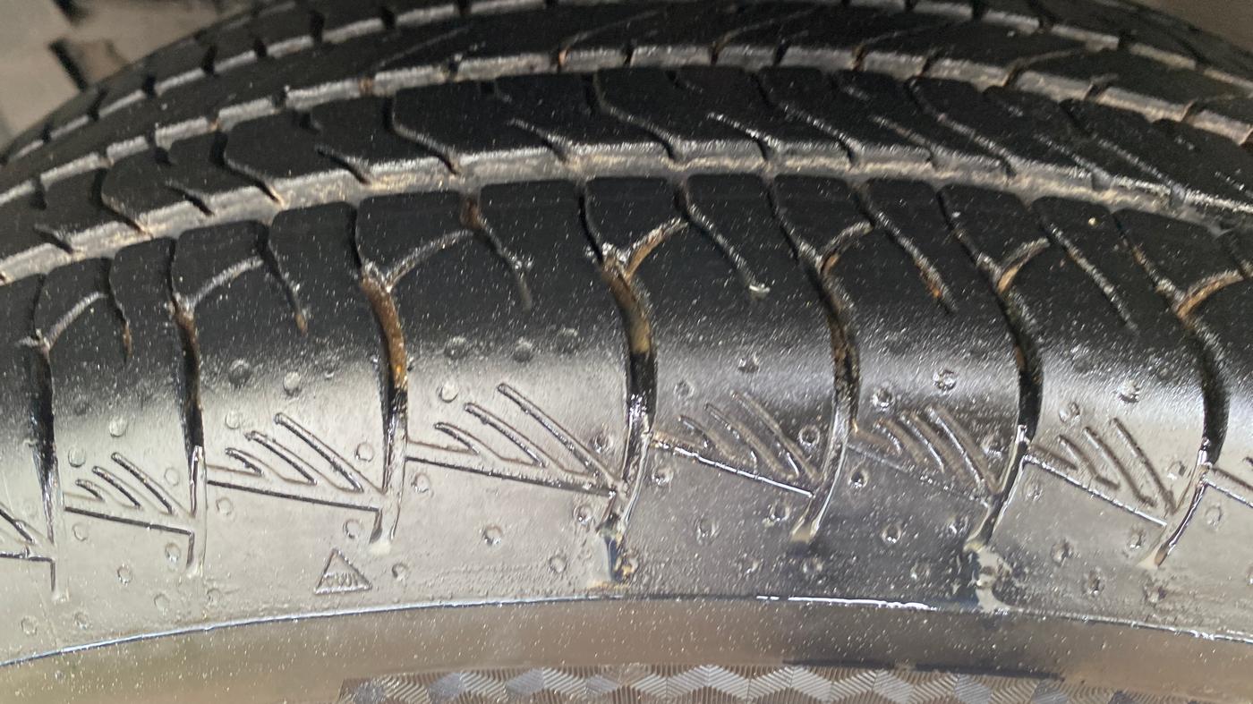 2025 Maruti Grand Vitara Delta Plus Hybrid eCVT, Hybrid, Automatic, 12,045 km, Left Front Tyre Tread