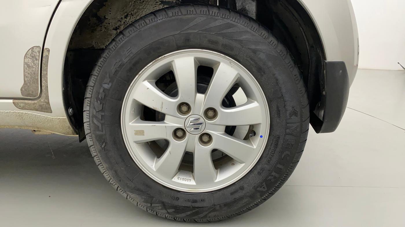 2014 Maruti Ritz ZXI, Petrol, Manual, 34,379 km, Left Rear Wheel