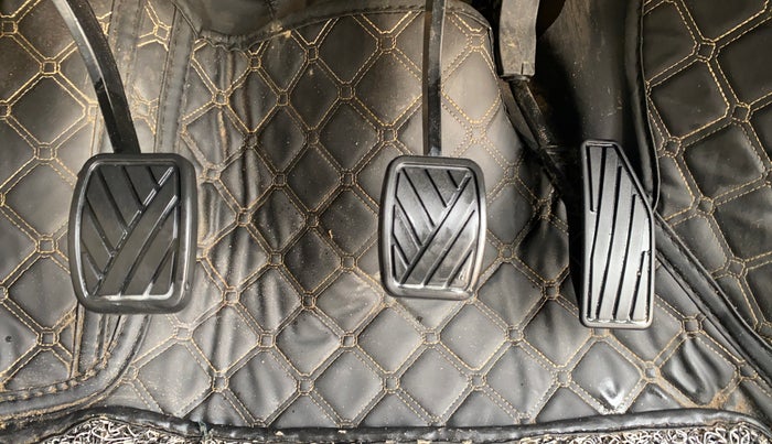 2019 Maruti Dzire VDI, Diesel, Manual, 41,679 km, Pedals