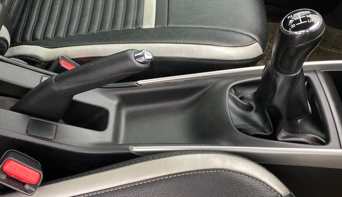 2018 Maruti Baleno ZETA 1.2 K12, Petrol, Manual, 34,491 km, Gear Lever