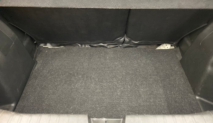 2018 Maruti Baleno ZETA 1.2 K12, Petrol, Manual, 34,491 km, Boot Inside