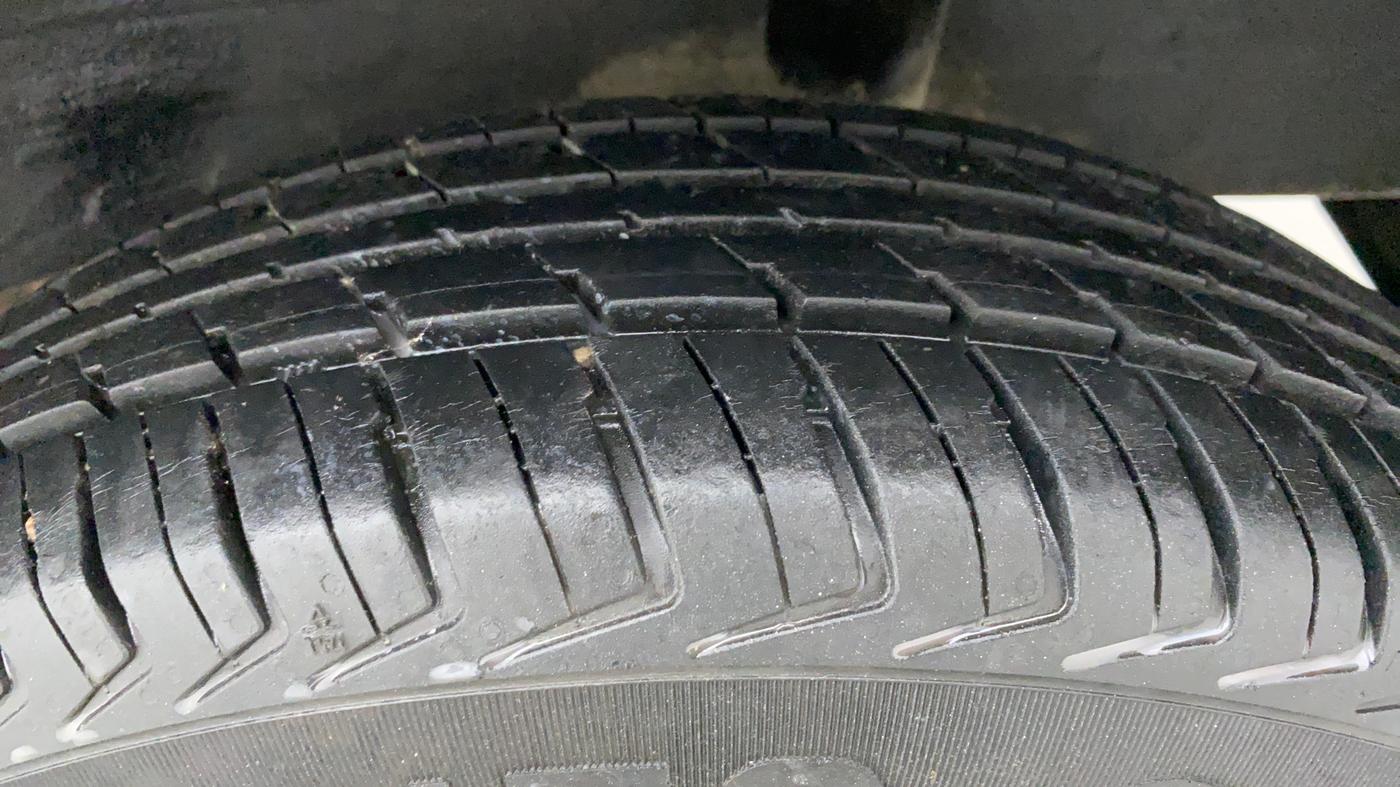 2019 Datsun Redi Go A, Petrol, Manual, 21,951 km, Left Rear Tyre Tread