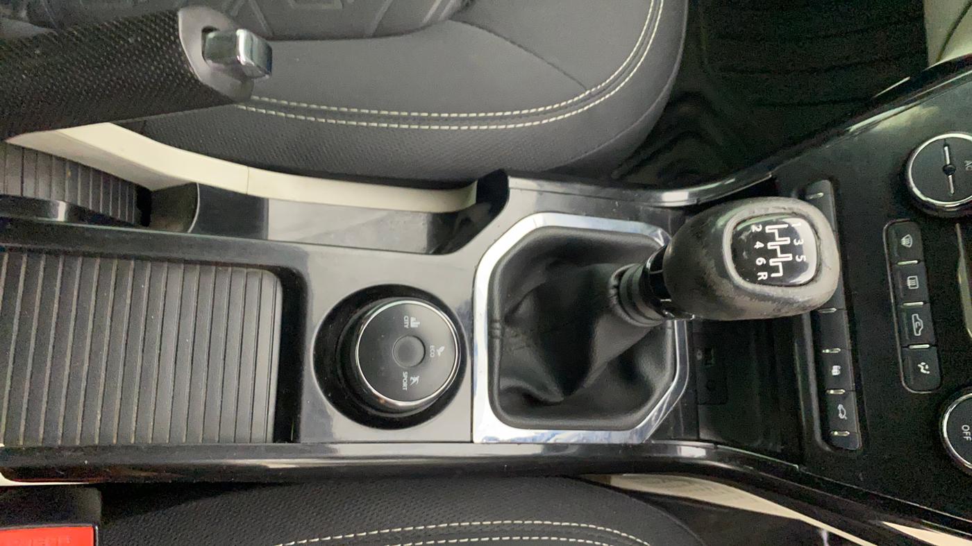 2021 Tata NEXON XZ PLUS DIESEL, Diesel, Manual, 1,29,954 km, Gear Lever