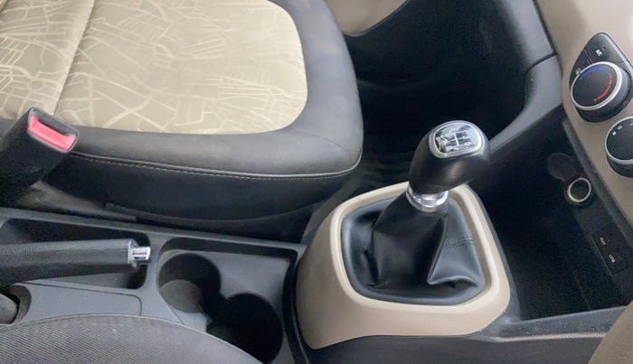 2014 Hyundai Grand i10 ASTA 1.2 KAPPA VTVT, Petrol, Manual, 75,459 km, Gear Lever