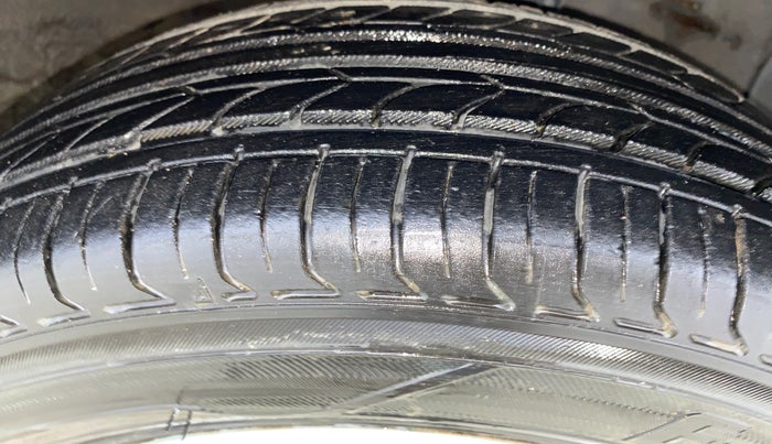 2014 Hyundai Grand i10 ASTA 1.2 KAPPA VTVT, Petrol, Manual, 75,459 km, Right Front Tyre Tread