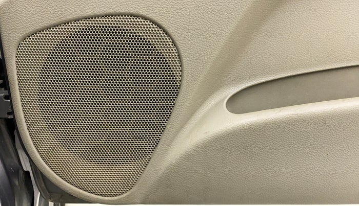 2015 Maruti Celerio ZXI AMT, Petrol, Automatic, 1,06,212 km, Speaker
