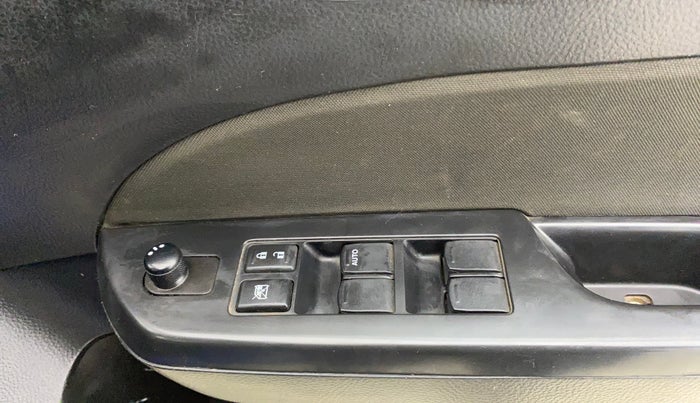 2014 Maruti Swift ZXI, Petrol, Manual, 46,071 km, Driver Side Door Panels Control
