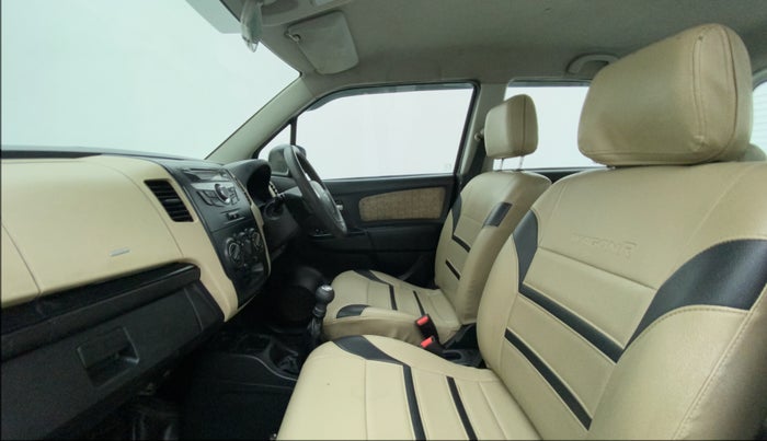 2017 Maruti Wagon R 1.0 VXI, CNG, Manual, 89,807 km, Right Side Front Door Cabin