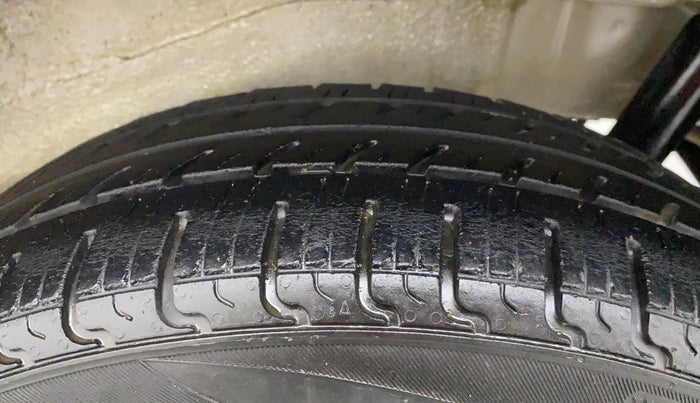 2017 Maruti Wagon R 1.0 VXI, CNG, Manual, 89,807 km, Left Rear Tyre Tread