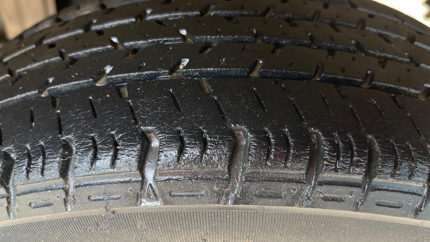 2019 Maruti Alto K10 VXI (O) AMT, Petrol, Automatic, 52,548 km, Left Rear Tyre Tread