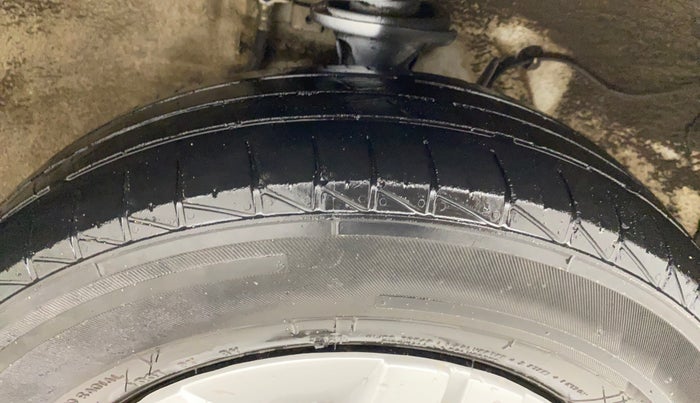 2021 Maruti Alto LXI, Petrol, Manual, 51,919 km, Right Front Tyre Tread