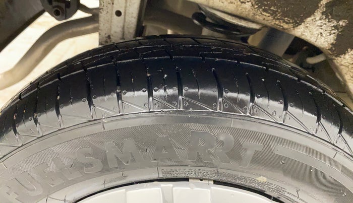 2021 Maruti Alto LXI, Petrol, Manual, 51,919 km, Right Rear Tyre Tread