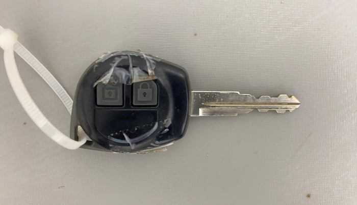 2016 Maruti Wagon R 1.0 VXI  ABS-AIRBAG, Petrol, Manual, 16,869 km, Key Close Up