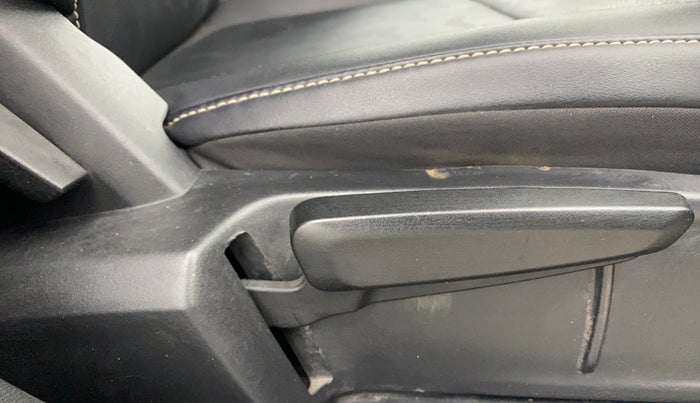 2023 Tata ALTROZ XZA PLUS, Petrol, Automatic, 19,122 km, Driver Side Adjustment Panel