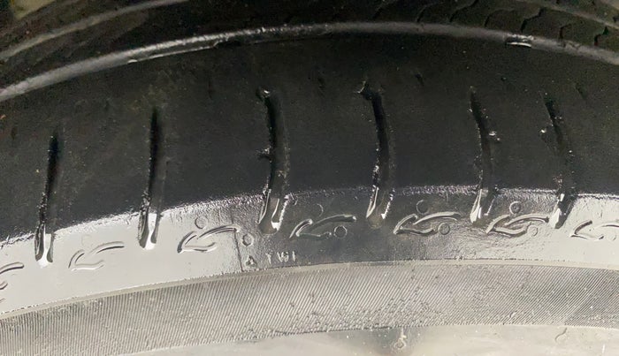 2023 Tata ALTROZ XZA PLUS, Petrol, Automatic, 19,122 km, Right Front Tyre Tread