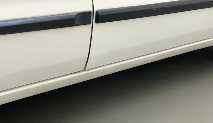 2013 Maruti Zen Estilo VXI, Petrol, Manual, 13,642 km, Right quarter panel - Minor scratches