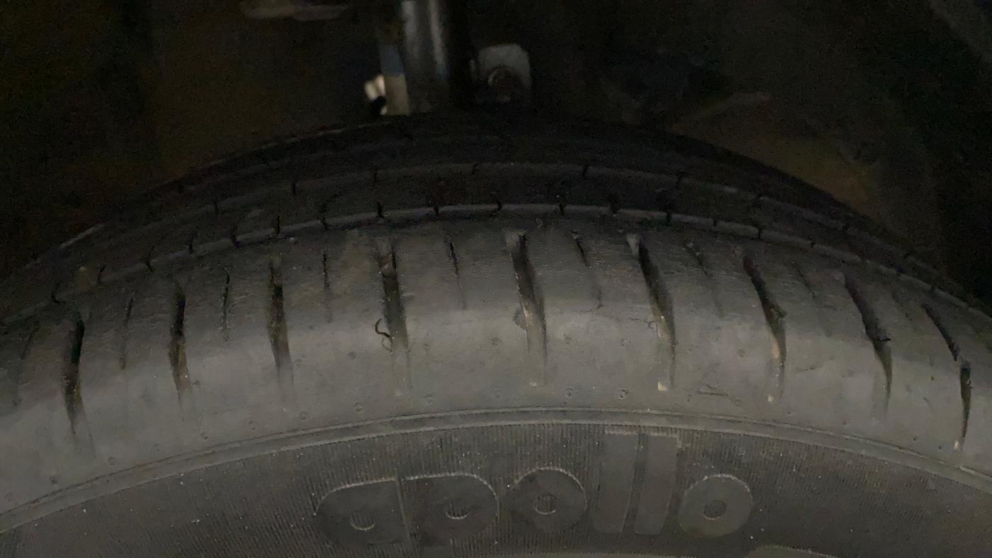 2023 Maruti Baleno ZETA PETROL 1.2, Petrol, Manual, 31,326 km, Right Front Tyre Tread