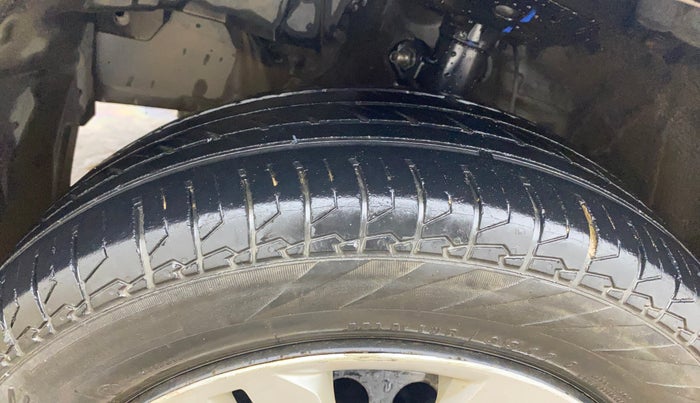 2016 Honda Jazz 1.2L I-VTEC SV, Petrol, Manual, 47,771 km, Left Front Tyre Tread