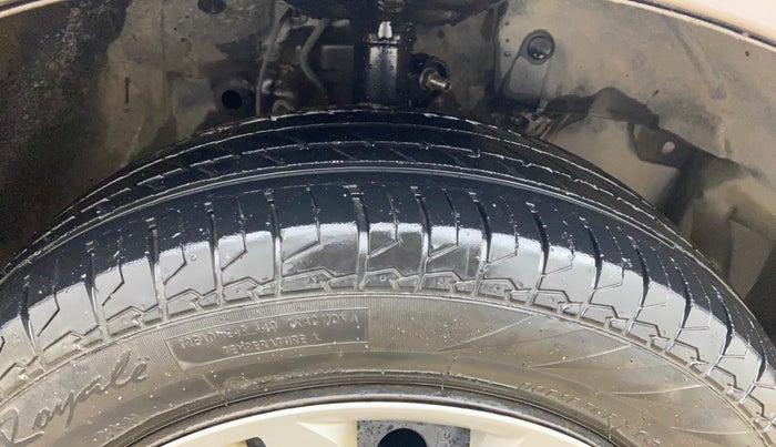 2016 Honda Jazz 1.2L I-VTEC SV, Petrol, Manual, 47,771 km, Right Front Tyre Tread