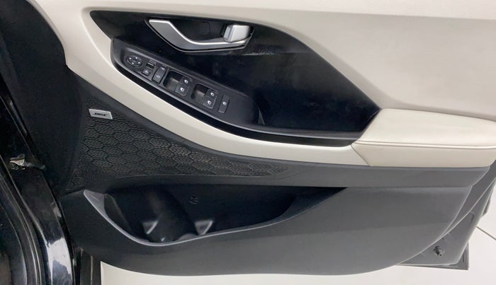 2021 Hyundai Creta SX (O) AT 1.5 DIESEL, Diesel, Automatic, 66,997 km, Driver Side Door Panels Control