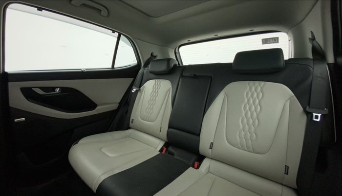 2021 Hyundai Creta SX (O) AT 1.5 DIESEL, Diesel, Automatic, 66,997 km, Right Side Rear Door Cabin