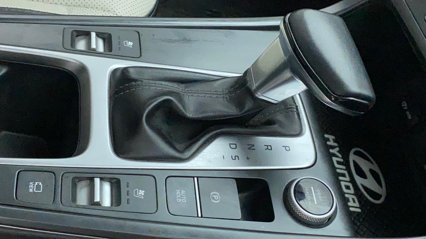 2021 Hyundai Creta SX (O) AT 1.5 DIESEL, Diesel, Automatic, 66,997 km, Gear Lever