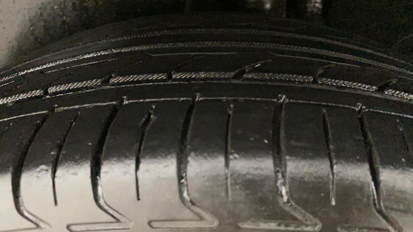 2021 Hyundai Creta SX (O) AT 1.5 DIESEL, Diesel, Automatic, 66,997 km, Left Rear Tyre Tread