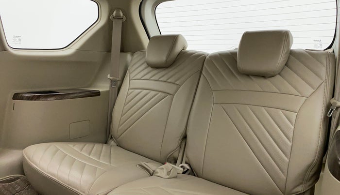 2019 Maruti Ertiga ZXI SMART HYBRID AT, Petrol, Automatic, 39,634 km, Third Seat Row ( optional )