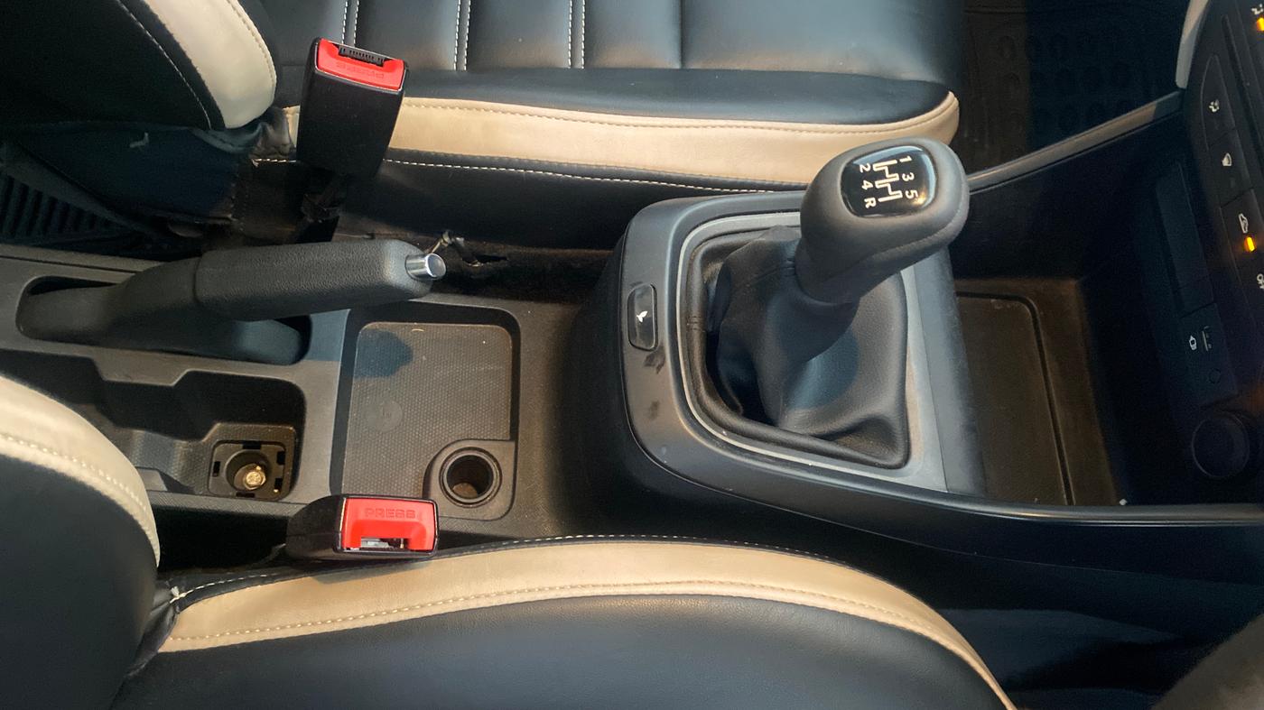2023 Tata ALTROZ XM PLUS PETROL, CNG, Manual, 28,172 km, Gear Lever