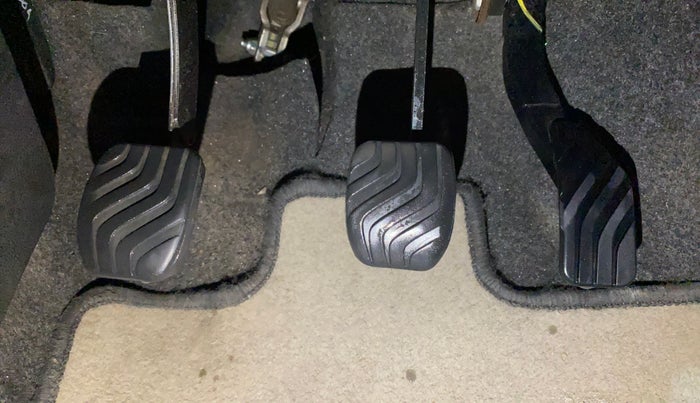 2019 Renault Kwid RXL, Petrol, Manual, 46,915 km, Pedals