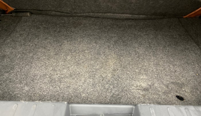 2015 Maruti Alto K10 VXI, Petrol, Manual, 1,27,598 km, Boot Inside