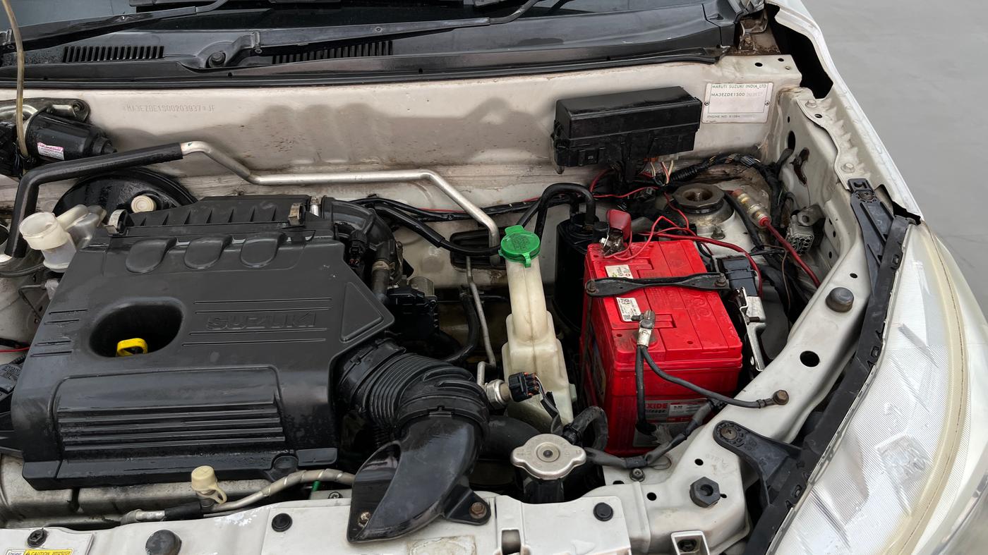 2015 Maruti Alto K10 VXI, Petrol, Manual, 1,05,096 km, Engine View - Left