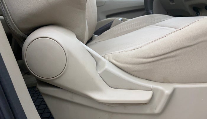 2018 Maruti Ertiga VXI SHVS, CNG, Manual, 94,349 km, Driver Side Adjustment Panel