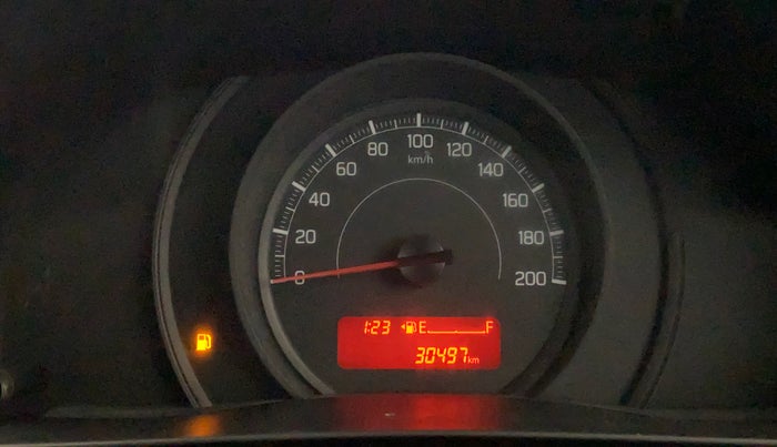 2019 Maruti Swift LXI, Petrol, Manual, 30,488 km, Odometer Image