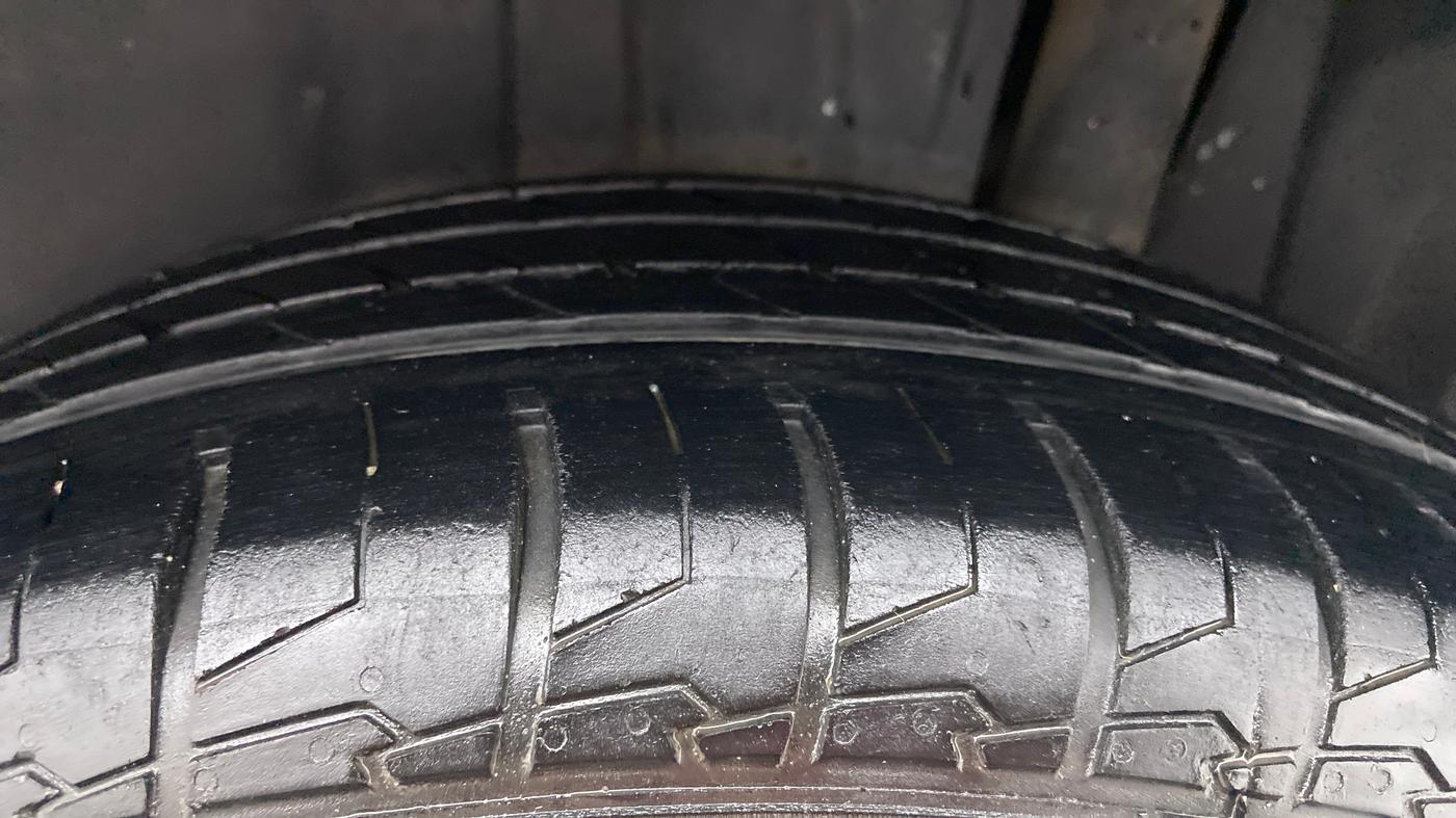 2019 Maruti S Cross DELTA SHVS, Diesel, Manual, 33,746 km, Left Rear Tyre Tread
