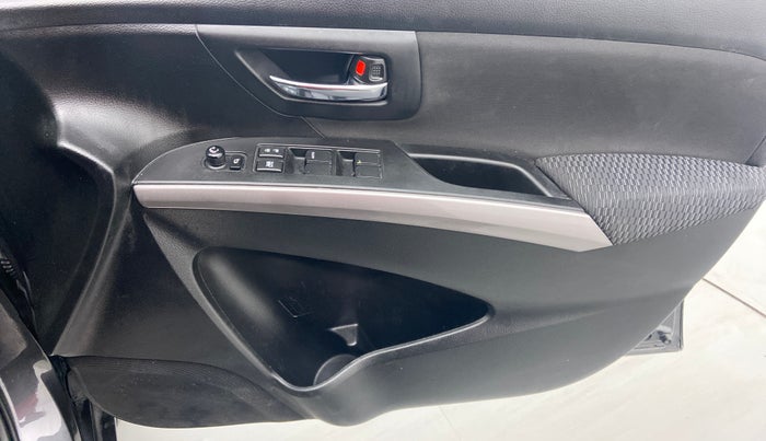 2019 Maruti S Cross DELTA SHVS, Diesel, Manual, 33,746 km, Driver Side Door Panels Control