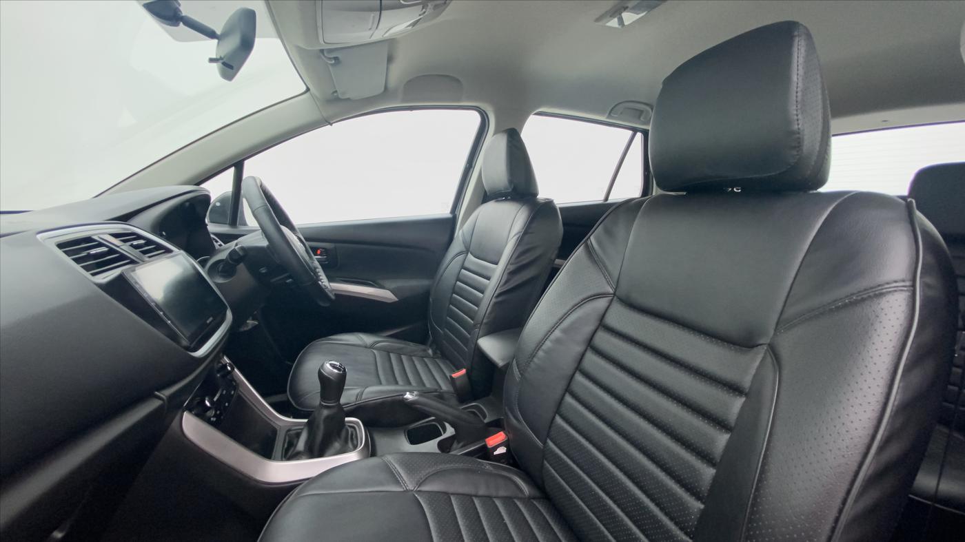 2019 Maruti S Cross DELTA SHVS, Diesel, Manual, 33,746 km, Right Side Front Door Cabin