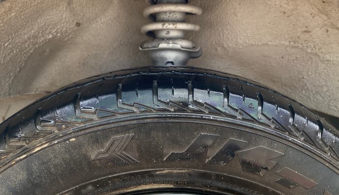 2023 Maruti Eeco 5 STR AC CNG, CNG, Manual, 29,551 km, Left Front Tyre Tread