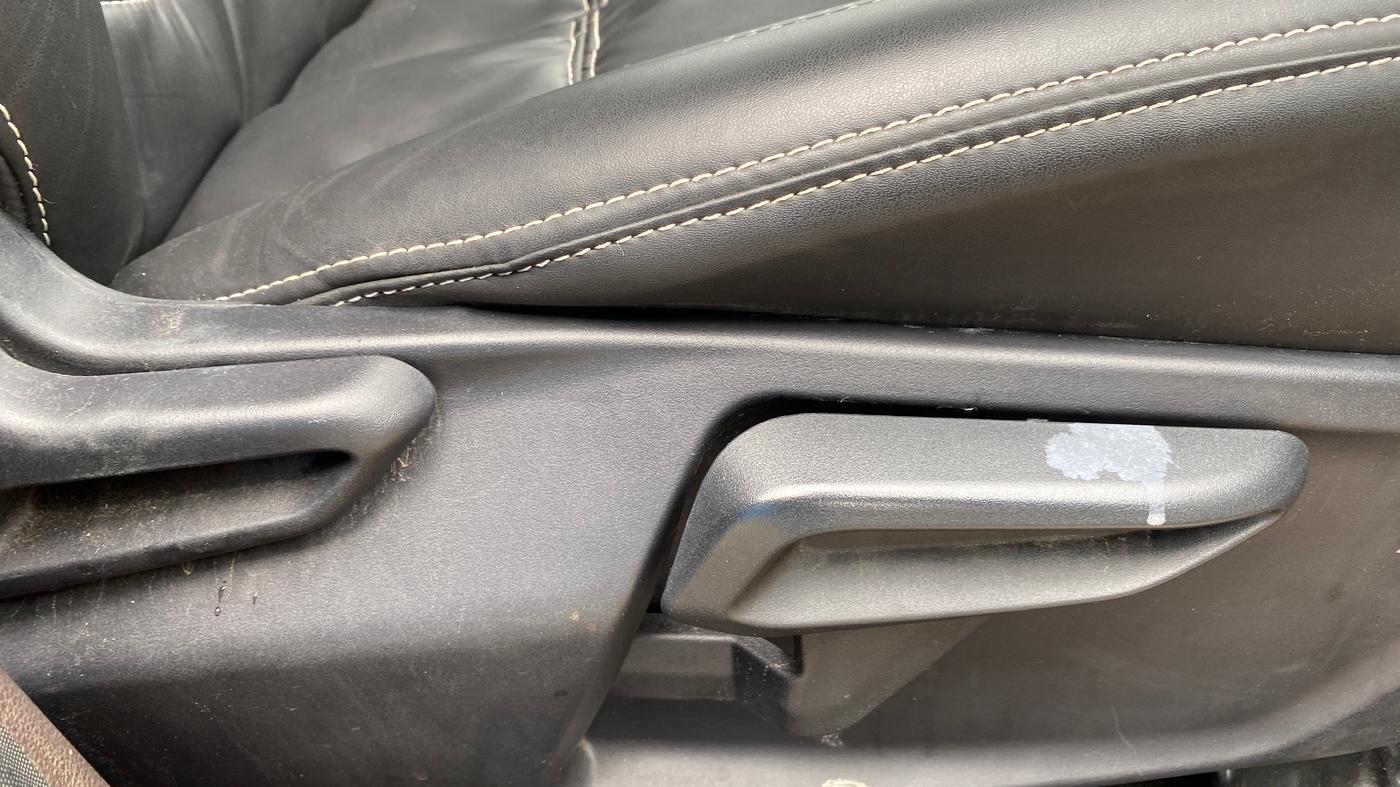 2025 Tata TIGOR XZ Plus CNG MT LUX, CNG, Manual, 18,746 km, Driver Side Adjustment Panel