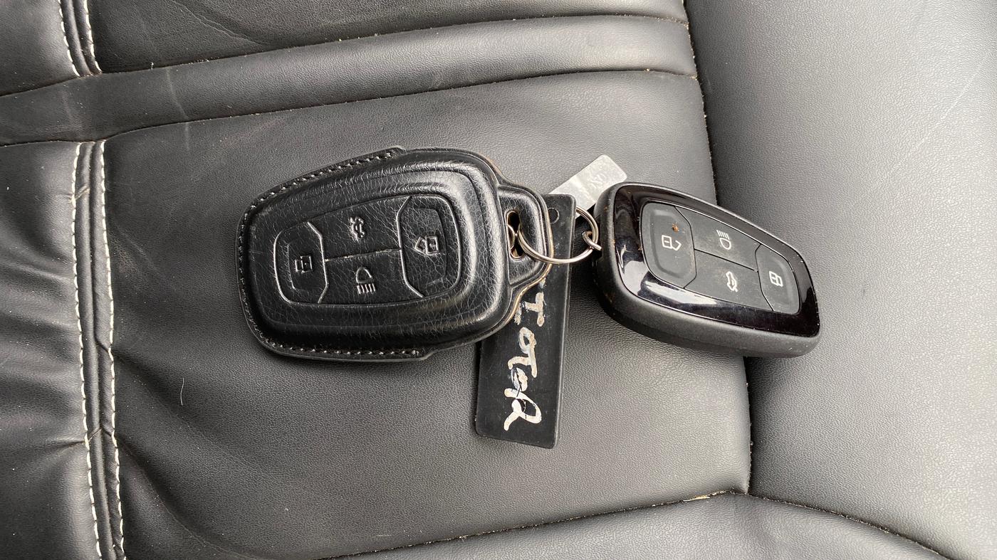 2025 Tata TIGOR XZ Plus CNG MT LUX, CNG, Manual, 18,746 km, Key Close Up