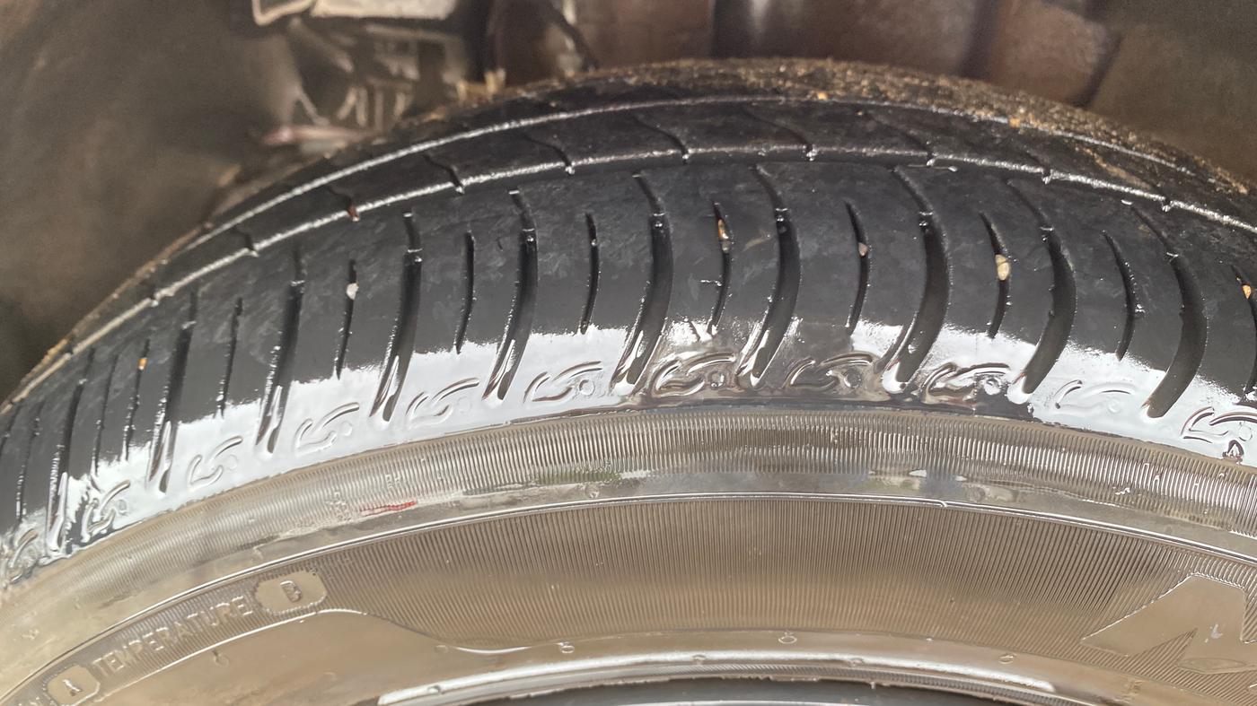 2025 Tata TIGOR XZ Plus CNG MT LUX, CNG, Manual, 18,746 km, Left Front Tyre Tread