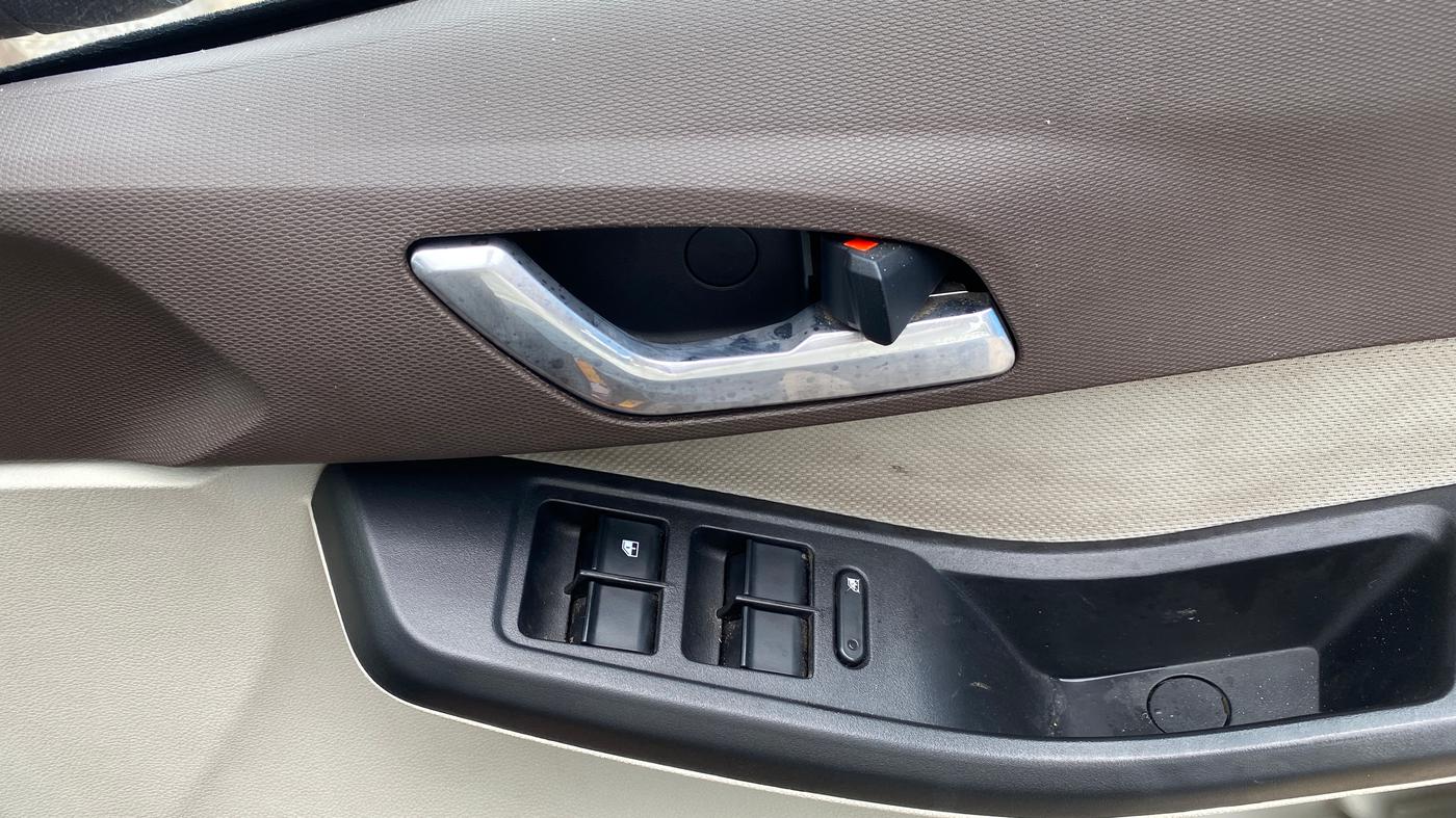 2025 Tata TIGOR XZ Plus CNG MT LUX, CNG, Manual, 18,746 km, Driver Side Door Panels Control