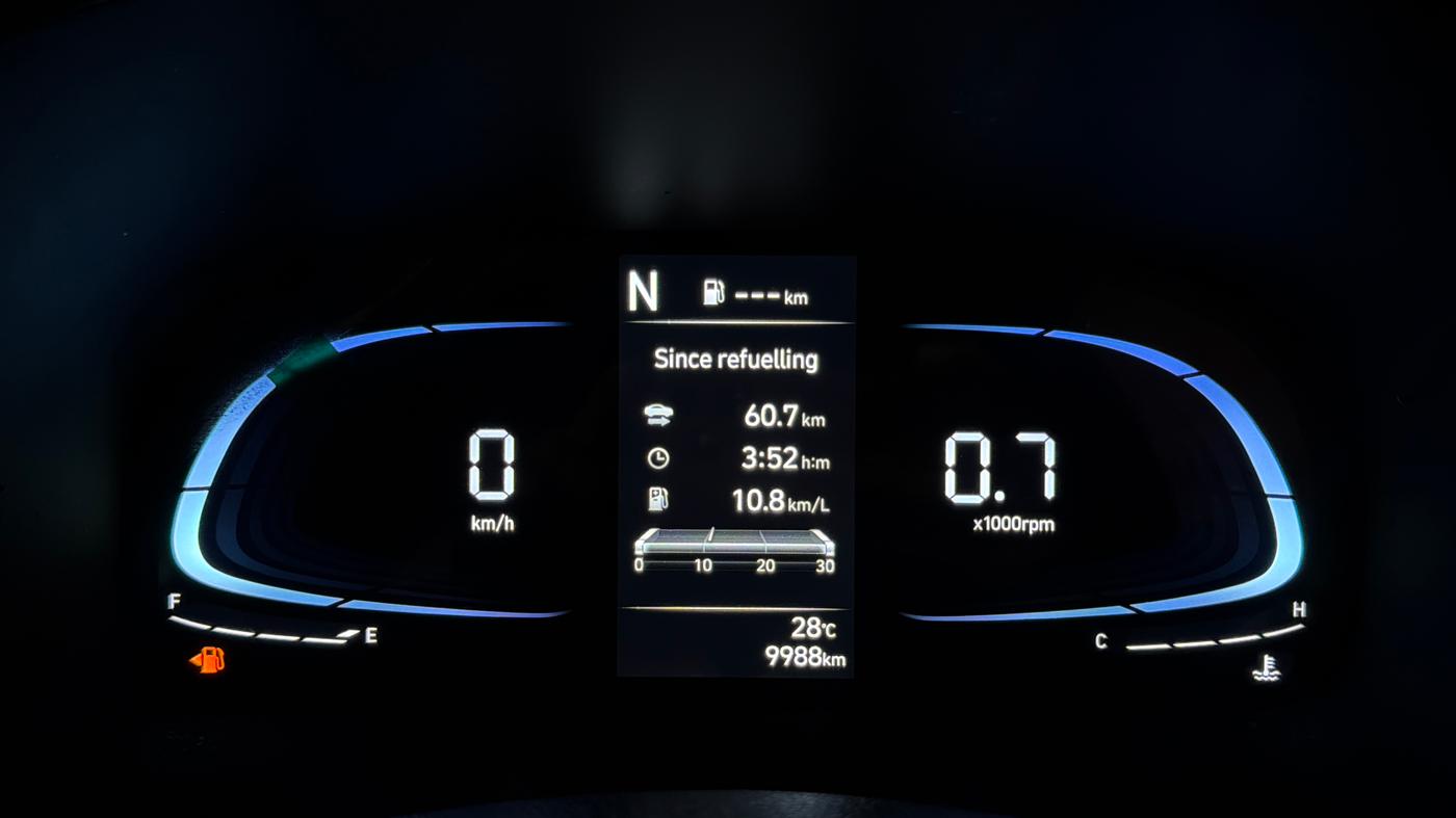 2024 Hyundai EXTER  SX 1.2 AMT, Petrol, Automatic, 9,988 km, Odometer Image