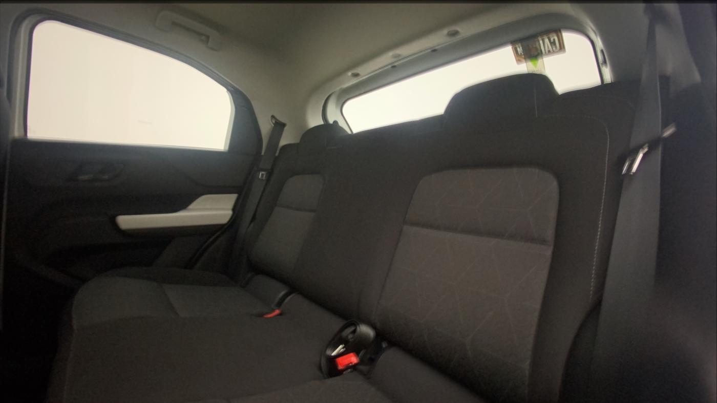 2022 Tata PUNCH ACCOMPLISHED AMT, Petrol, Automatic, 25,610 km, Right Side Rear Door Cabin