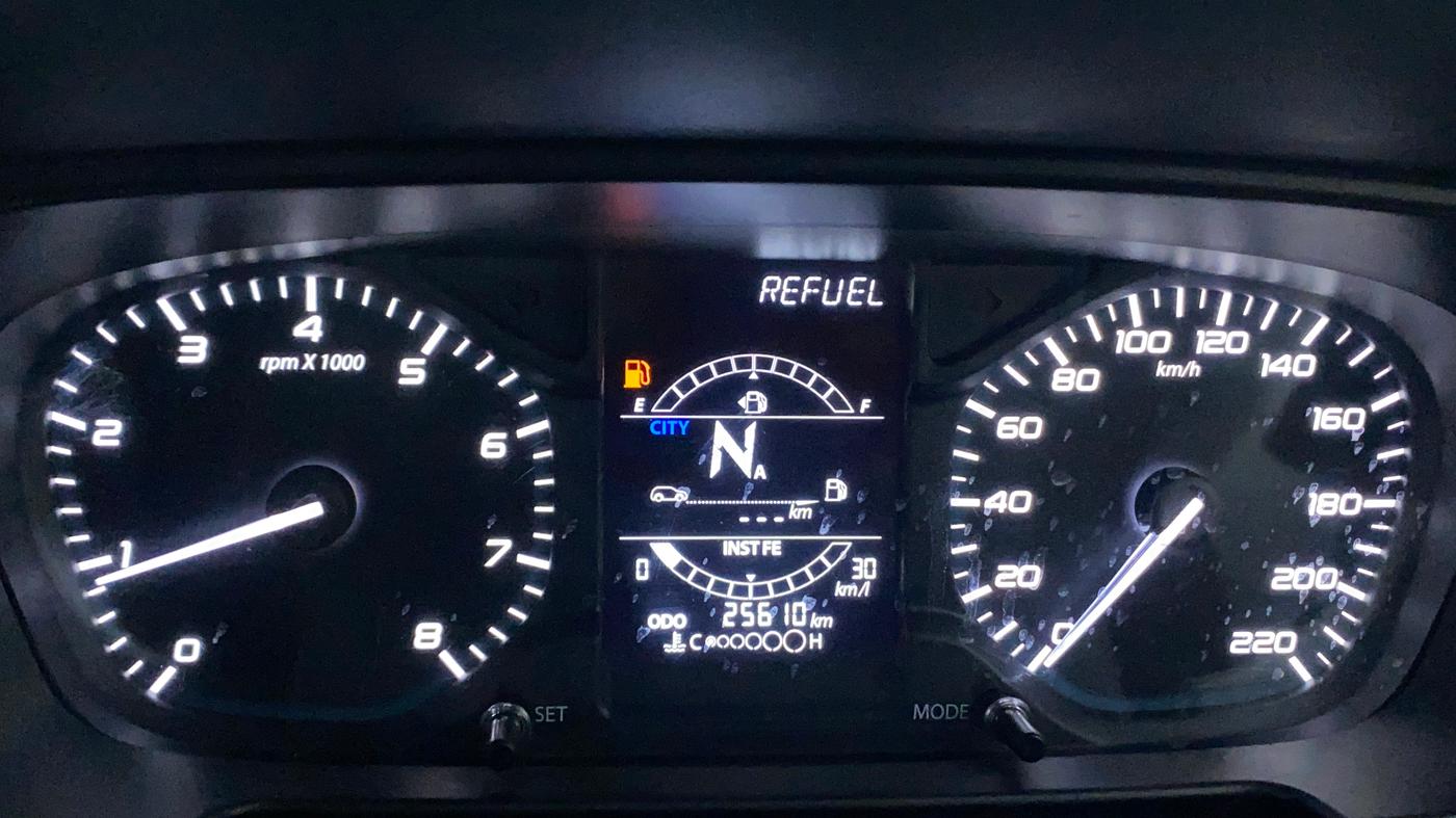 2022 Tata PUNCH ACCOMPLISHED AMT, Petrol, Automatic, 25,610 km, Odometer Image